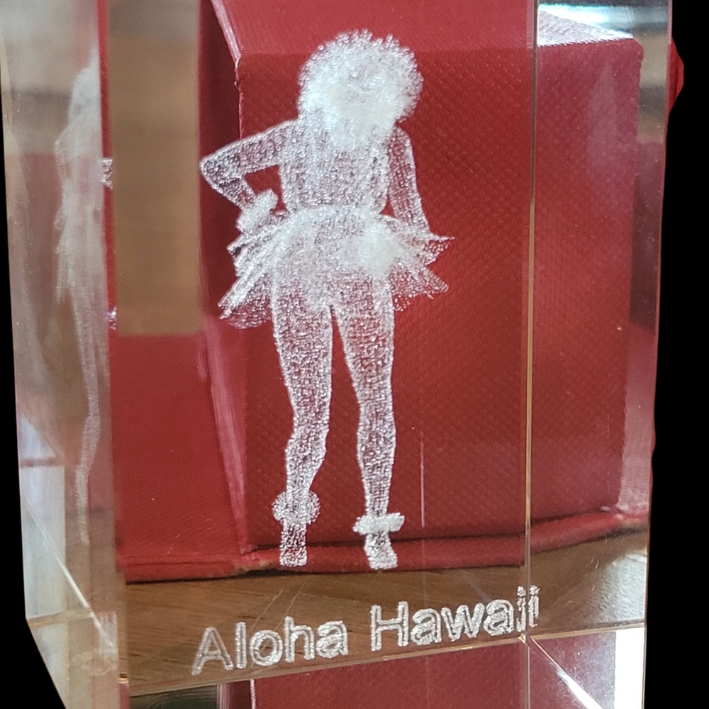HULA DANCER 3D Laser Etched Hologram Glass Cube Paperweight 3" x 2"